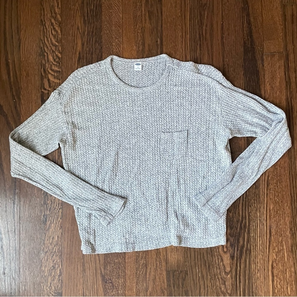 Old navy gray long sleeve waffle knit top